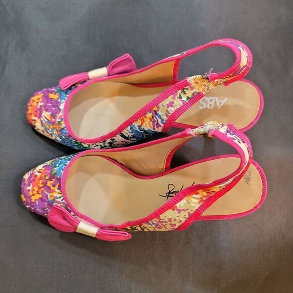 ABC BY ALLEN SCHWARTZ SLINGBACK FLORAL EMBROIDERED HEEL SANDAL - Picture 5 of 13